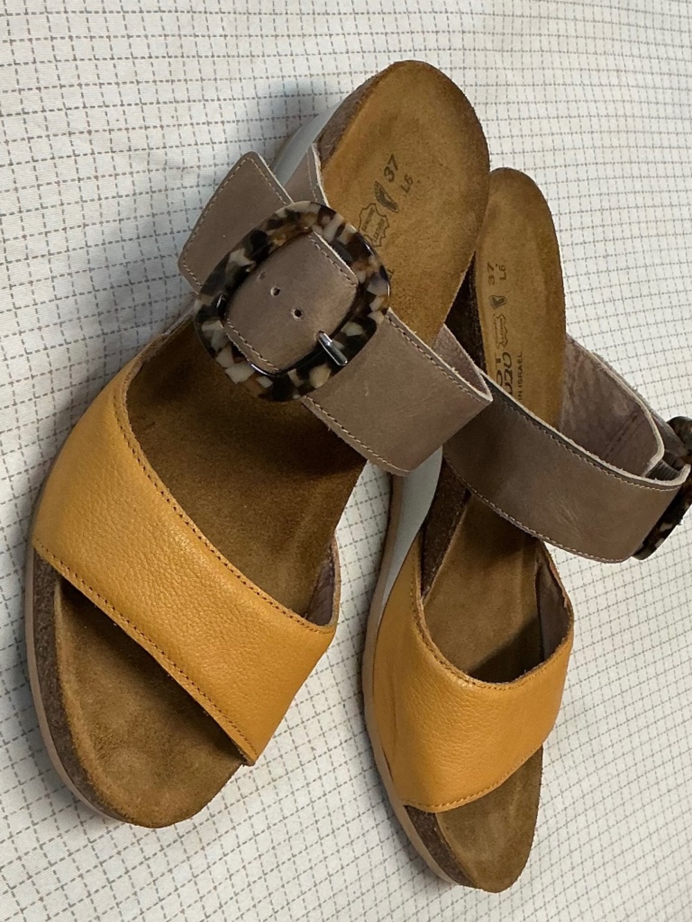 Naot Kingdom wedge sandals leather straps women’s 6 EU 37 narrow